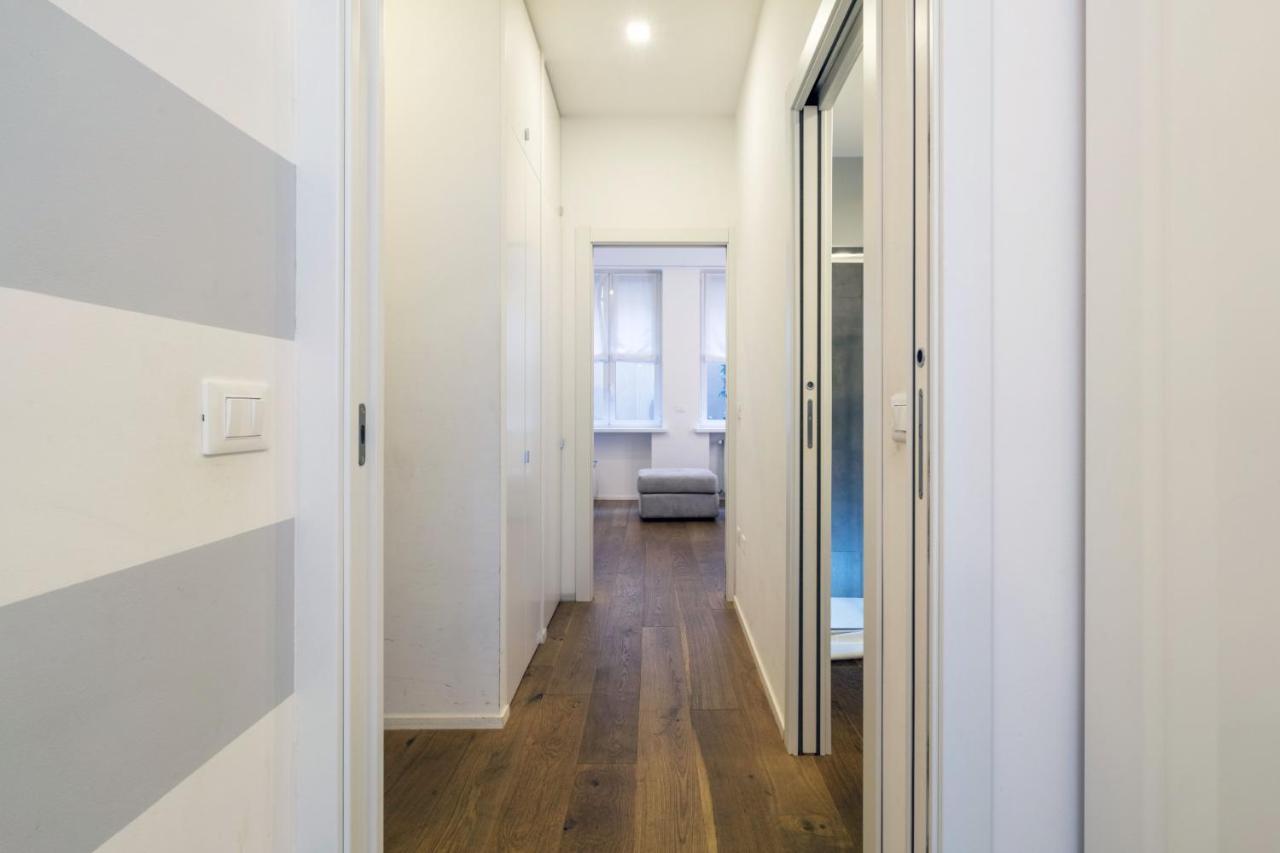Easylife - San Babila - Elegante E Rifinito Bilocale Nel Cuore Della Citta Milánó Kültér fotó
